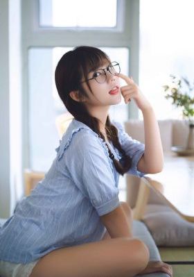 和漂亮老师做爰