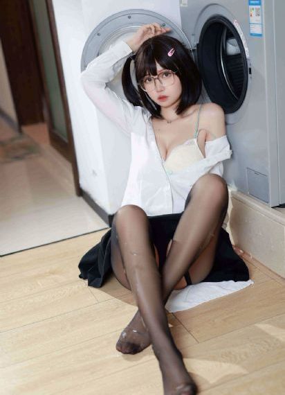 二女同志亚洲人狂欢的剧情介绍